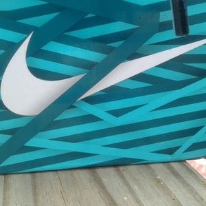 Kyrie 3 black/tan size 6.5 worn twice